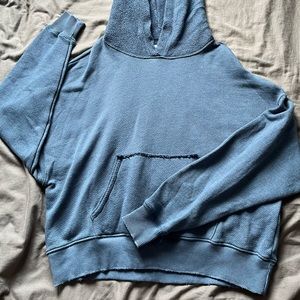 american eagle cropped hoodie
